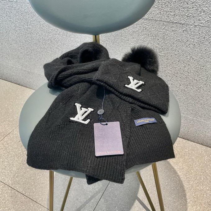 Louis Vuitton Hat & Scarf Set ID:20231105-132